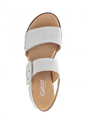 Босоножки на танкетке