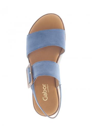 Босоножки на танкетке