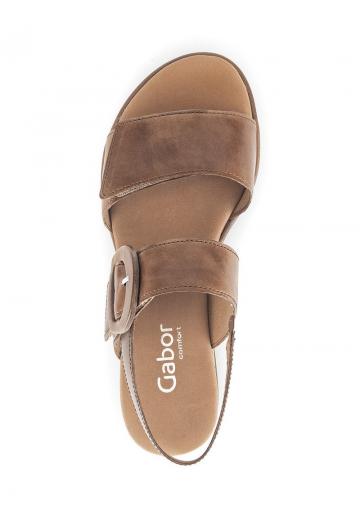 Босоножки на танкетке