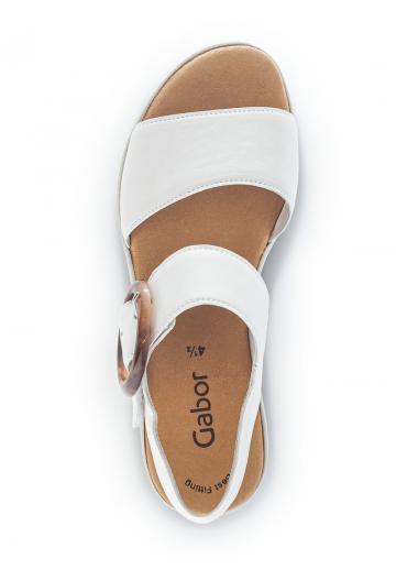 Босоножки на танкетке