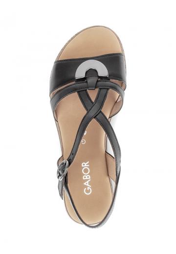 Босоножки на танкетке