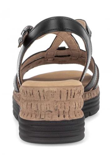 Босоножки на танкетке