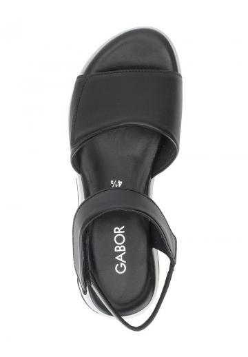 Босоножки на танкетке