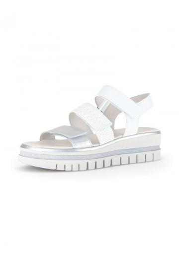 Босоножки на танкетке