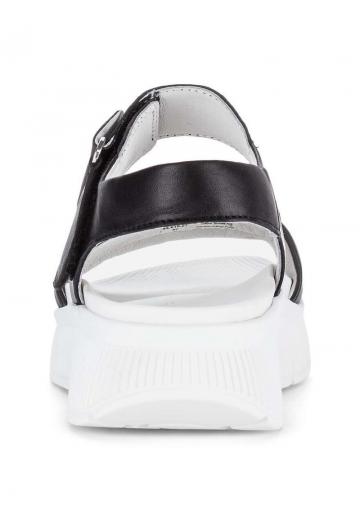 Босоножки на танкетке