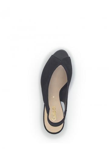 Туфли с открытым носом