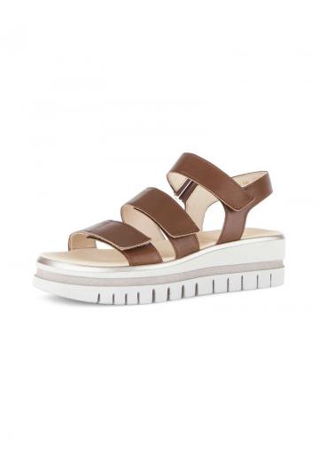 Босоножки на платформе