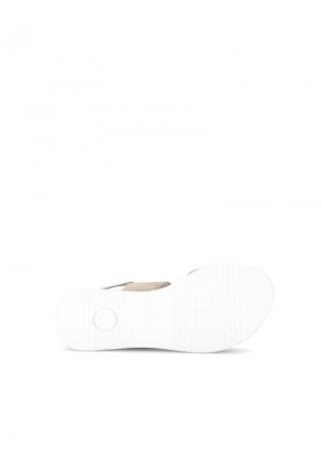 Босоножки на платформе