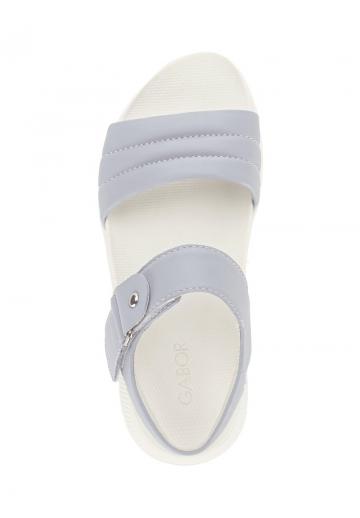 Босоножки на танкетке