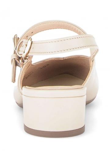 Туфли с ремешком