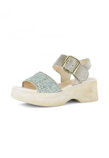 Босоножки на платформе