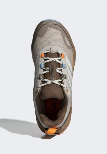 Походные ботинки