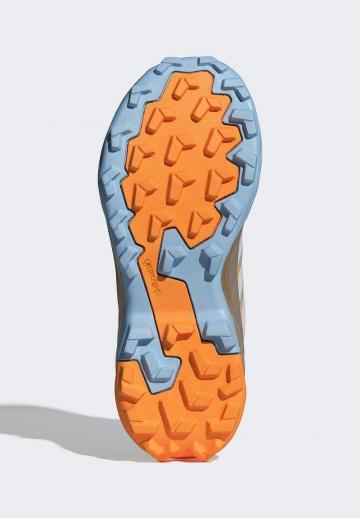 Походные ботинки