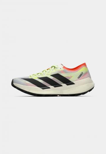 Беговые кроссовки