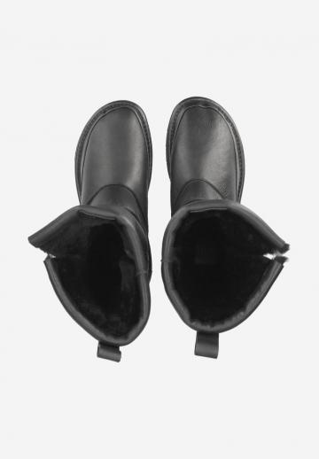 Зимние ботинки