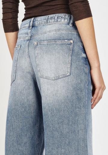 Джинсы