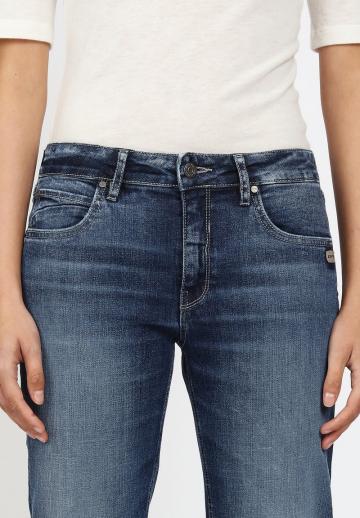 Короткие джинсы