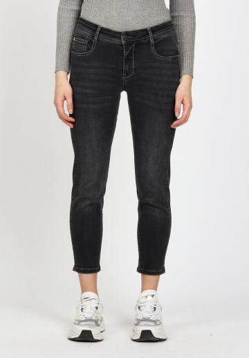 Короткие джинсы