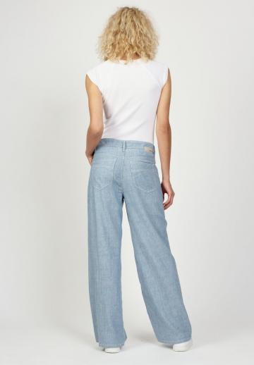 Свободные джинсы