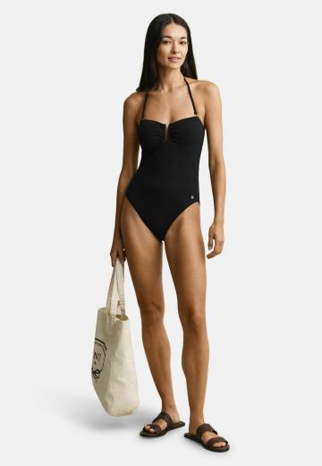 Слитный купальник