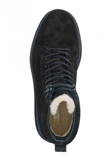 Зимние ботинки