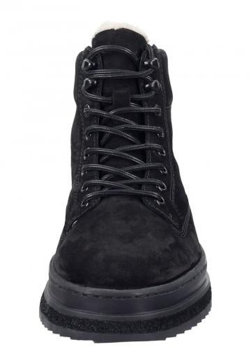 Зимние ботинки