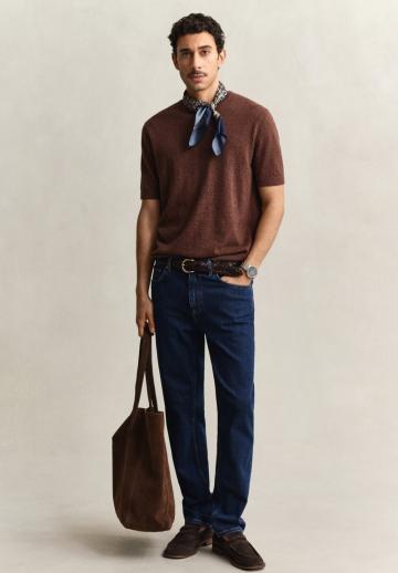 Прямые джинсы