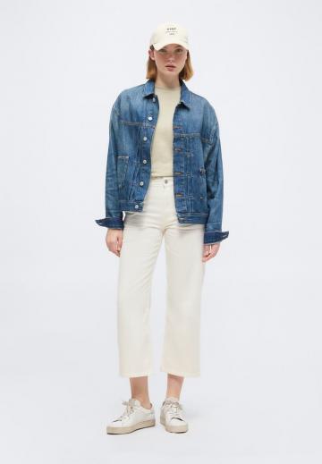 Короткие джинсы