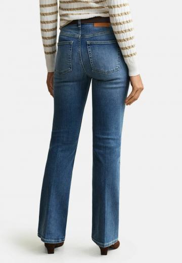 Клешеные брюки