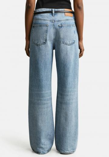 Свободные джинсы