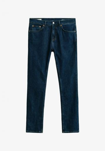 Узкие джинсы