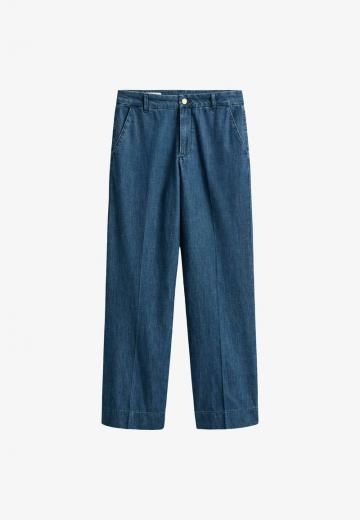 Прямые джинсы