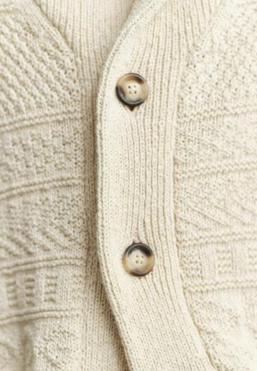 Вязаная кофта