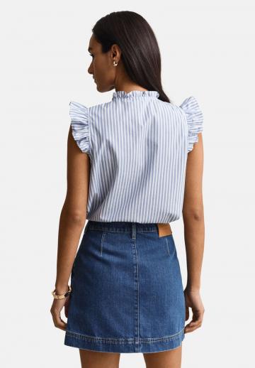 Блузка без рукавов