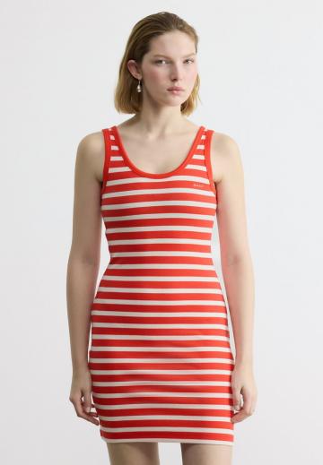 Платье футляр