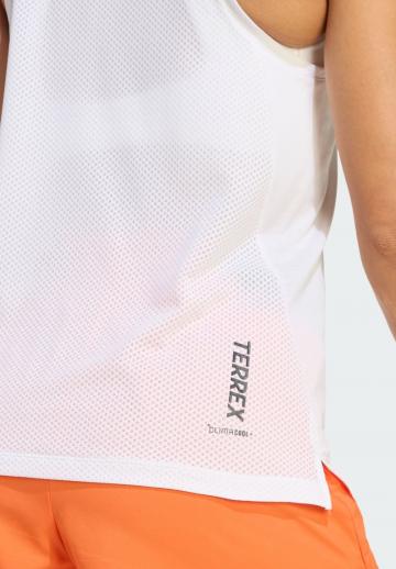 Спортивный топ