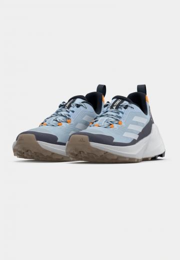 Походные ботинки