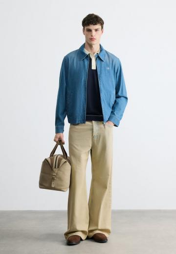 Джинсовая куртка