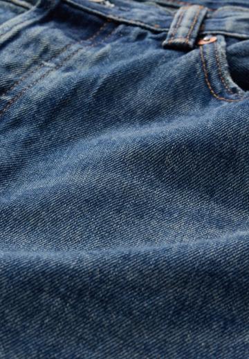 Свободные джинсы