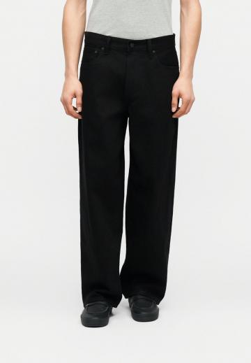 Свободные джинсы