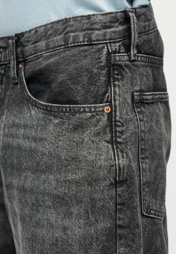 Свободные джинсы