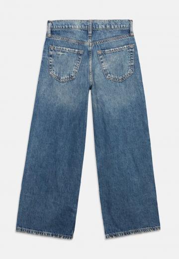 Джинсы
