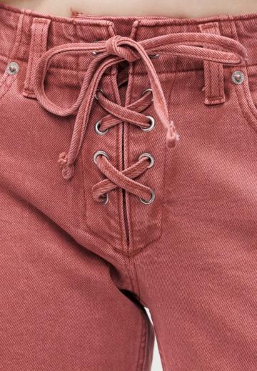 Прямые джинсы