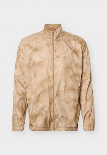 Куртка-дождевик