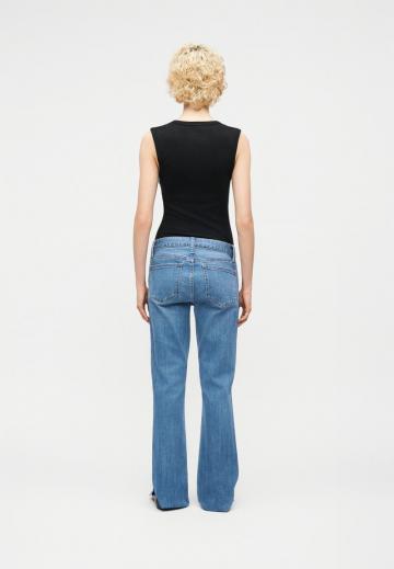 Клешеные джинсы