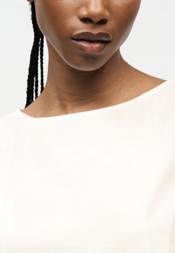 Блузка без рукавов