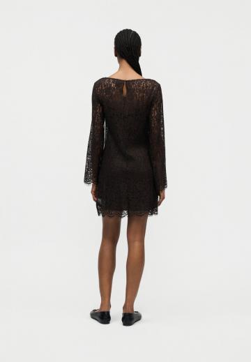 Короткое платье