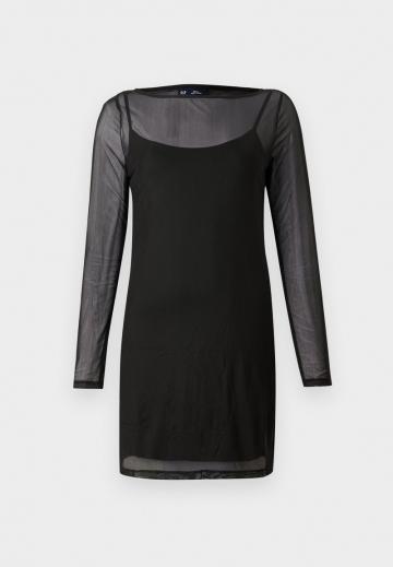 Короткое платье