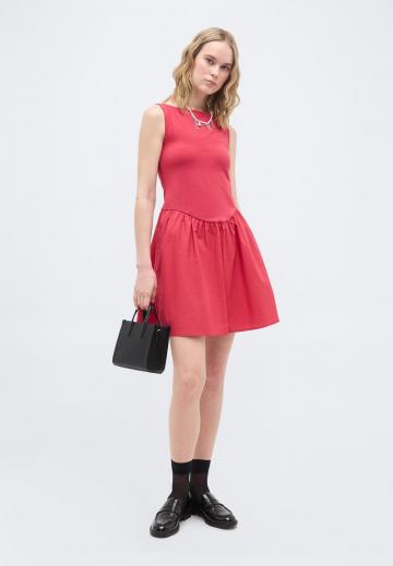 Короткое платье