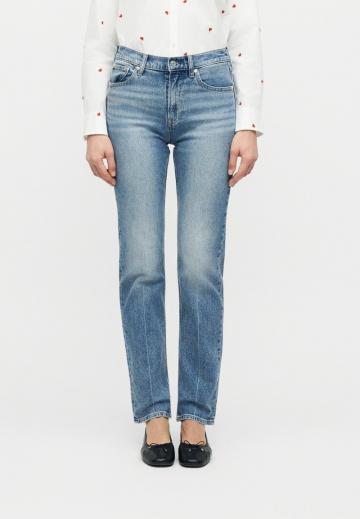 Прямые джинсы